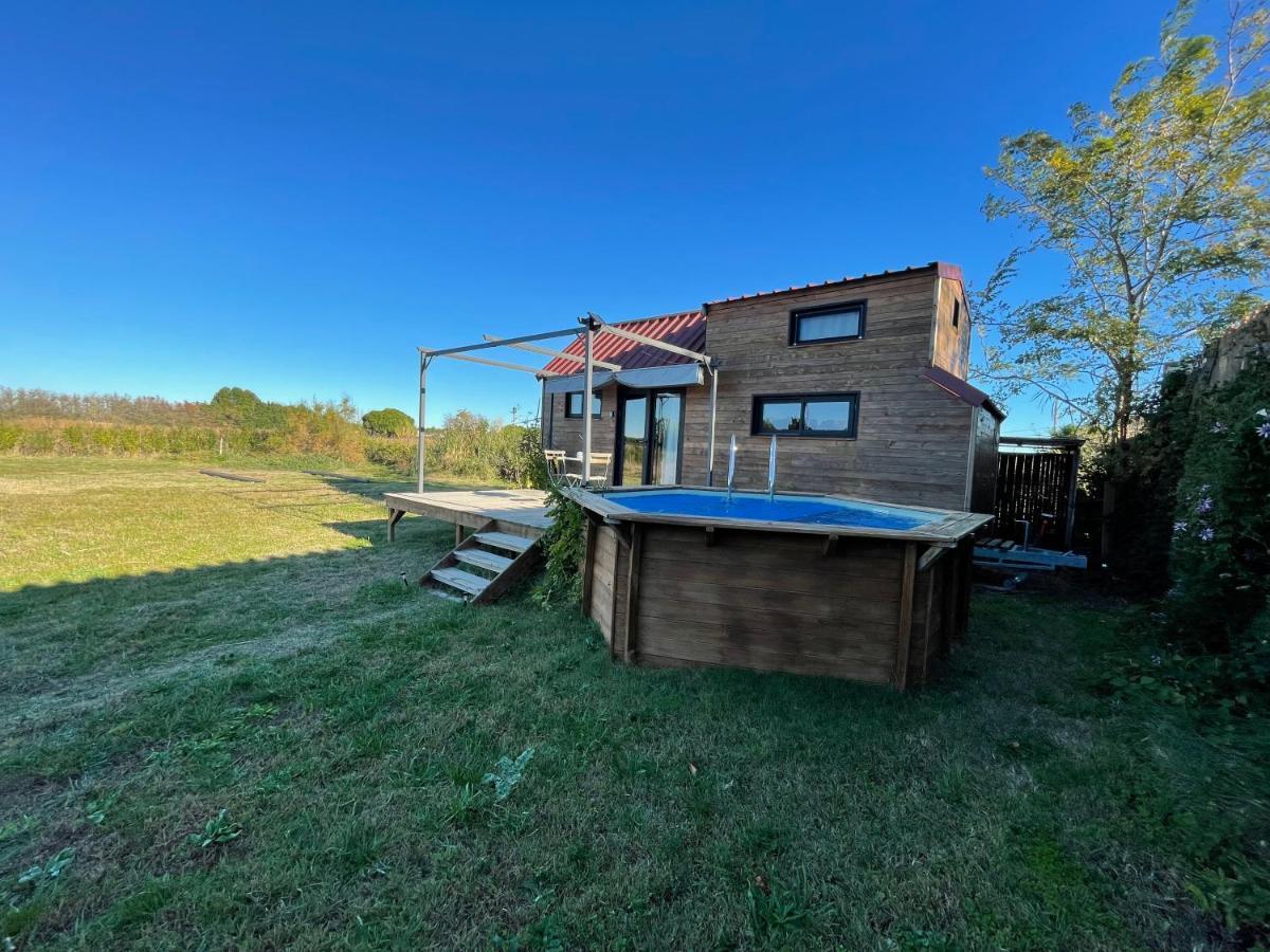 séjour insolite et écologique dans une Tiny house Aigues-Mortes Esterno foto