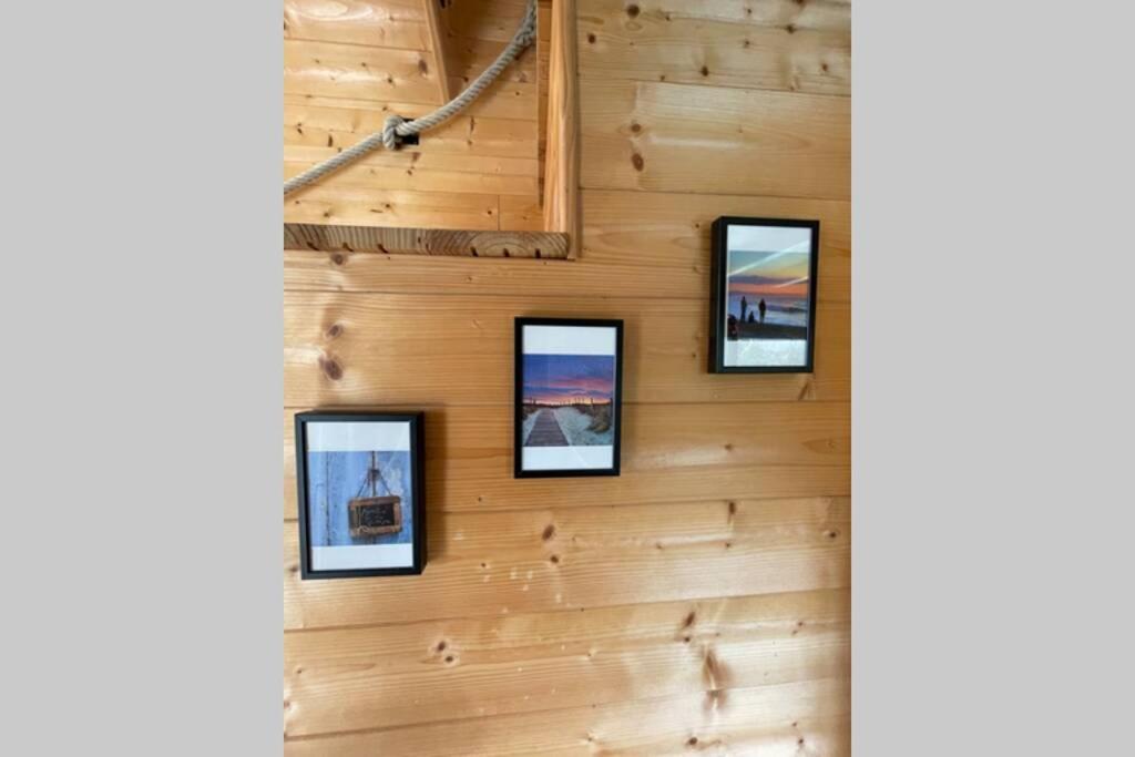 séjour insolite et écologique dans une Tiny house Aigues-Mortes Esterno foto