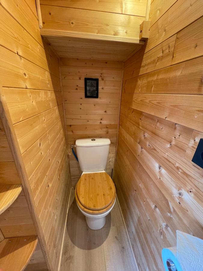 séjour insolite et écologique dans une Tiny house Aigues-Mortes Esterno foto